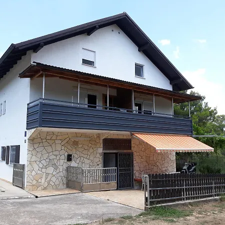 Casa Gudelj شقة