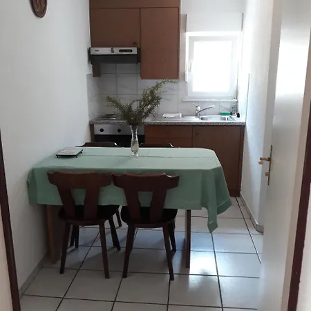 Casa Gudelj Apartment Pirovac