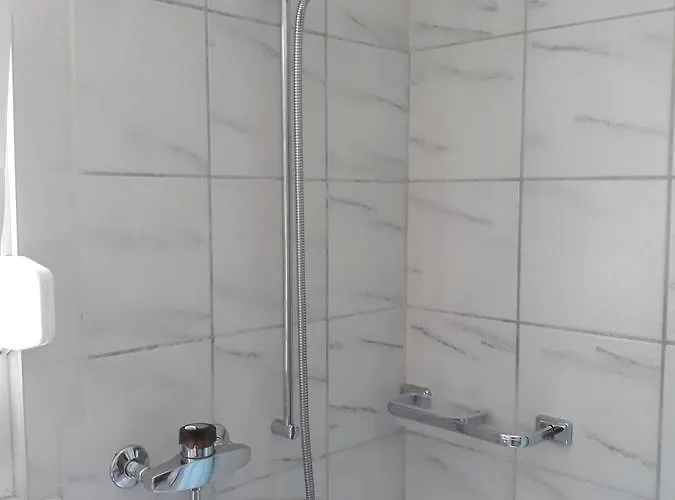 Casa Gudelj * Pirovac